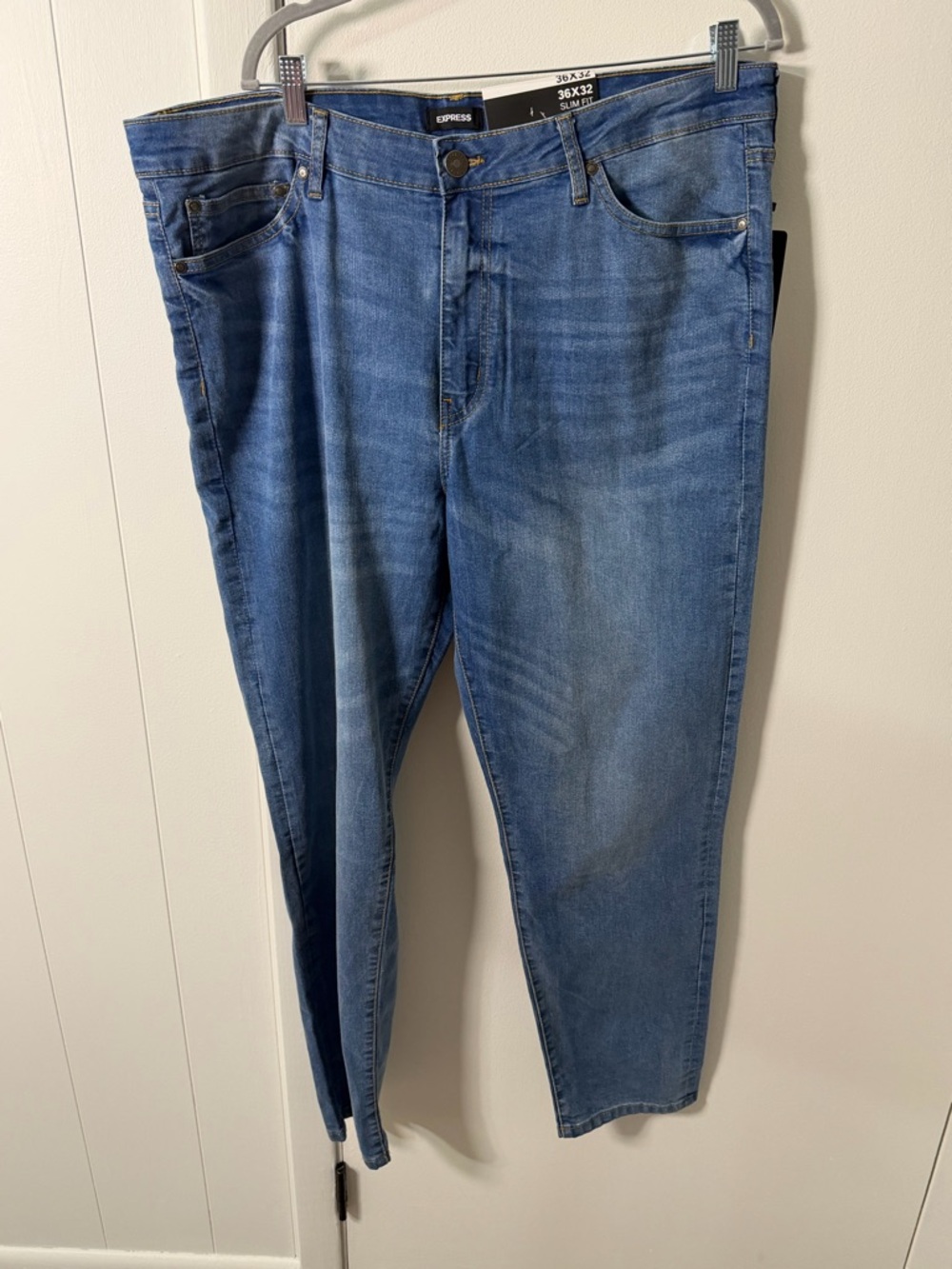 Express Men’s Slim Straight Jeans NWT | Medium Blue | 36x32